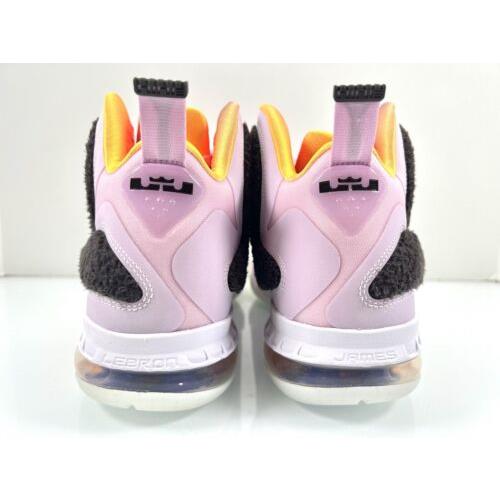 Nike shoes LeBron - Pink 6