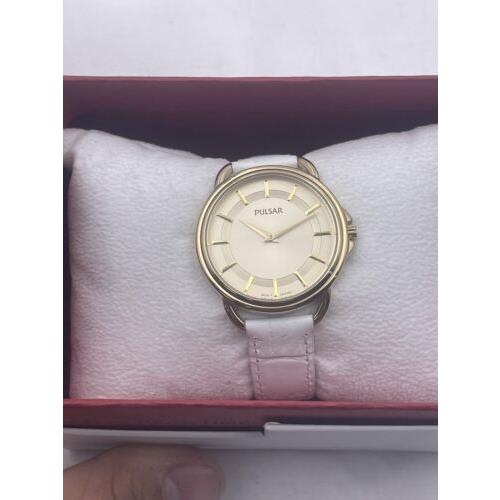 Ladies Pulsar Watch PM2136 Gold Tone and Tag