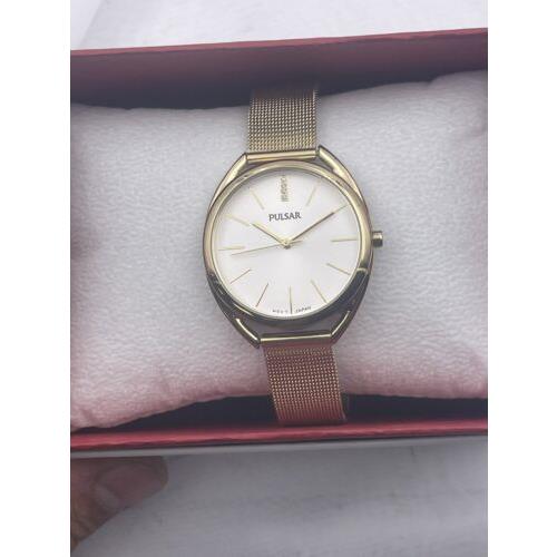 Pulsar Watch PG2038 Gold Tone and Tag