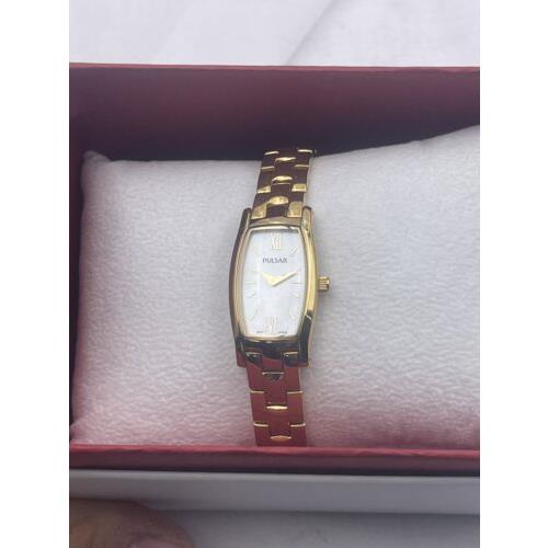 Ladies Pulsar Watch PEGF24 Gold Tone and Tag