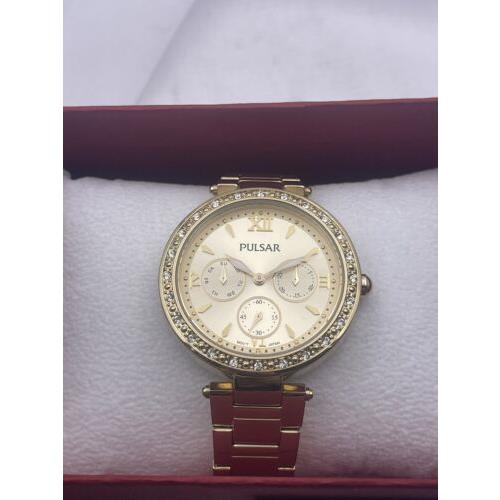 Ladies Pulsar Watch PP6106 Gold Tone and Tag