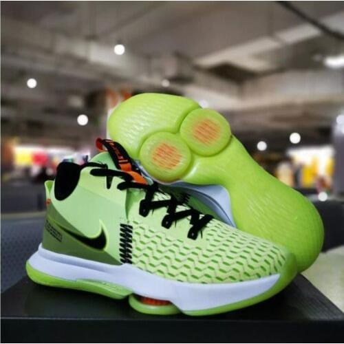 Nike Lebron Witness V Shoes Men`s Size 9 Lime Green Athletic Basketball Sneakers