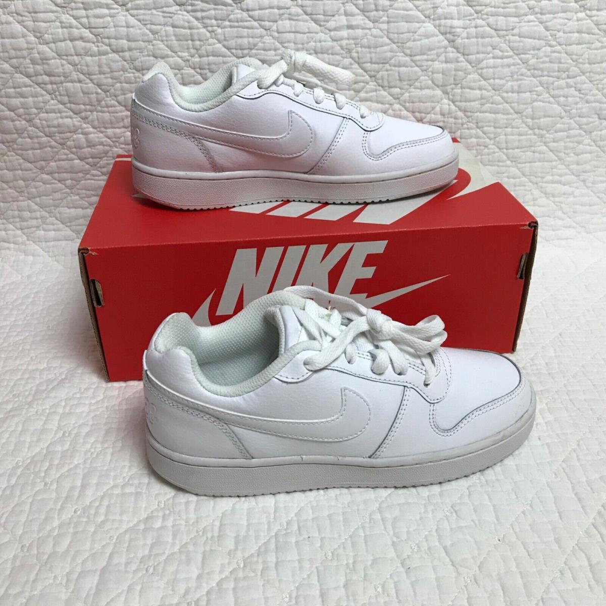 Nike shoes EBERNON - White 0