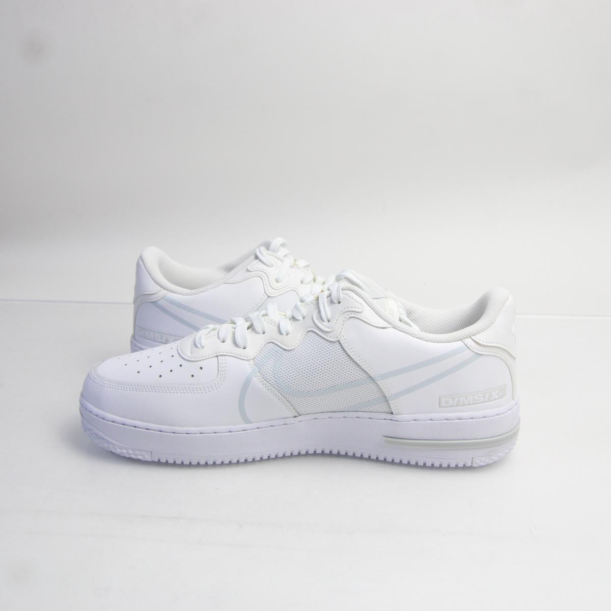 Nike shoes  - White 4