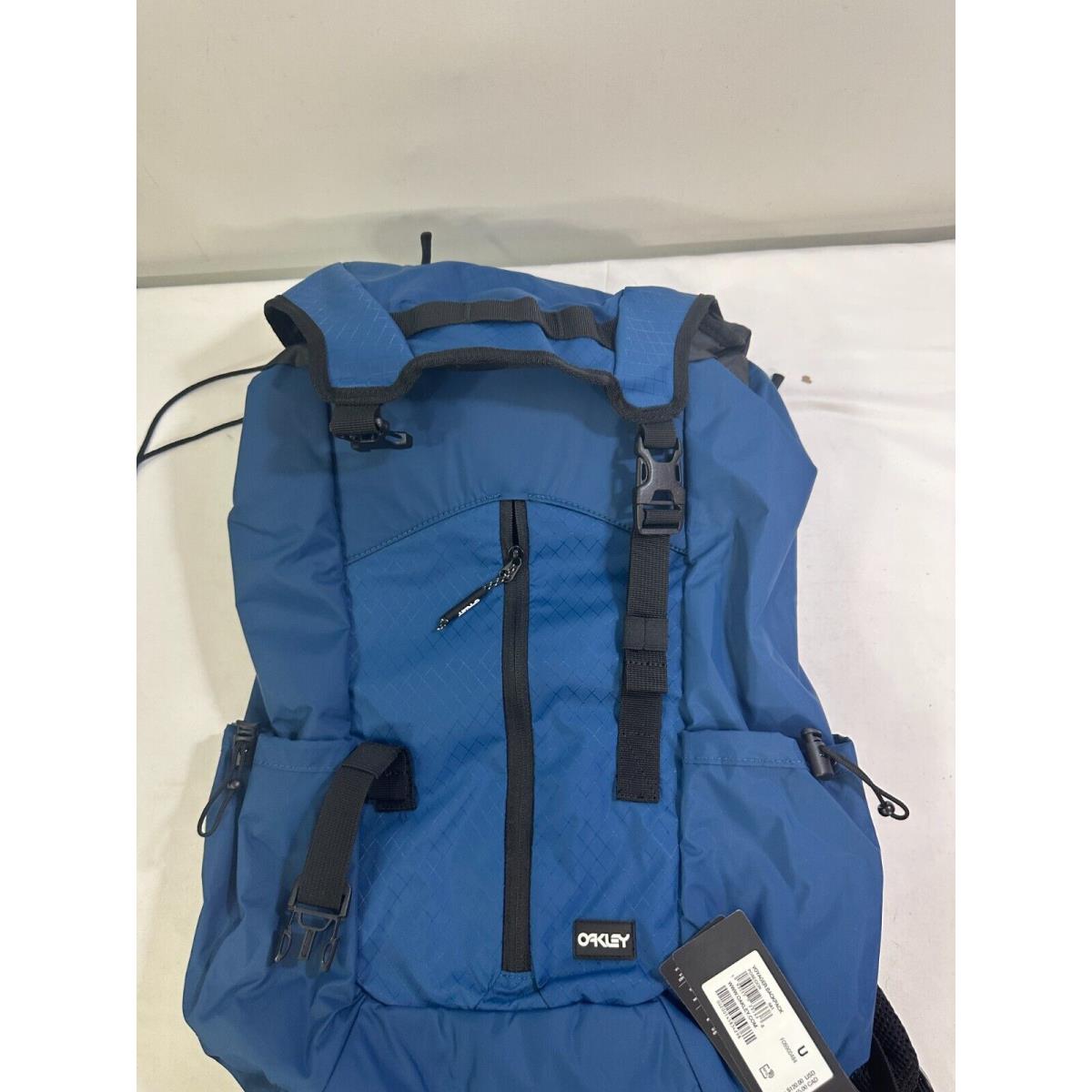 Oakley Voyager Backpack Poseidon FOS900484 Water Resistant - Oakley bag -  193103865727 | Fash Brands