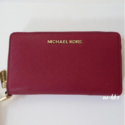 Michael Kors Giftables Leather Large Flat MF Phn Case Wallet Wristlet Cherry