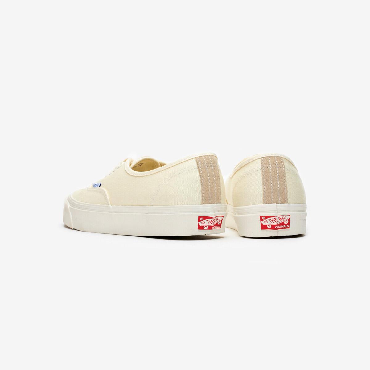 Vans shoes  - Classic White 1