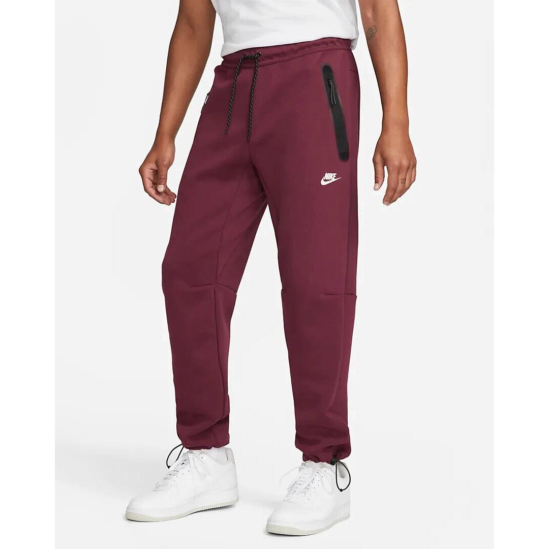 Nike Sportswear Tech Fleece Size L Jogger Pants Red Beetroot DQ4312 638