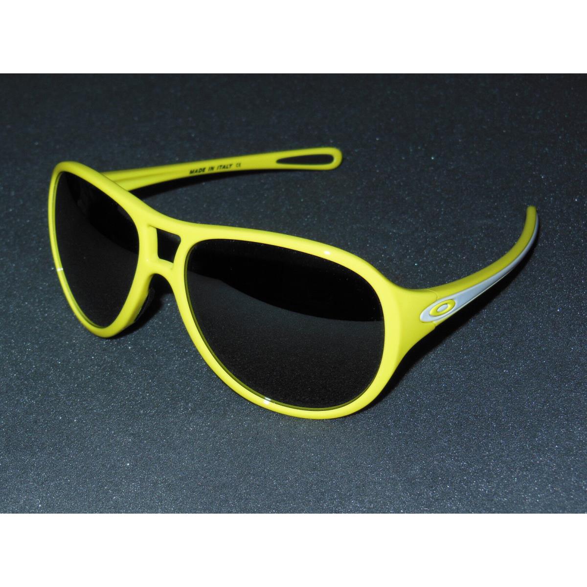 Oakley Twentysix 2 Sunglasses Sunflower/black Iridium 26 Twenty Six Yellow