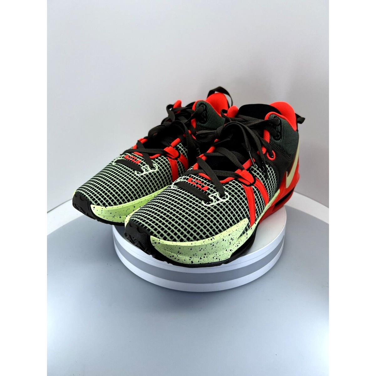 Nike Lebron Witness 7 Men`s Size 10.5 Alligator Volt Crimson DM1123 001 - Black/Bright Crimson/Alligator/Barely Volt