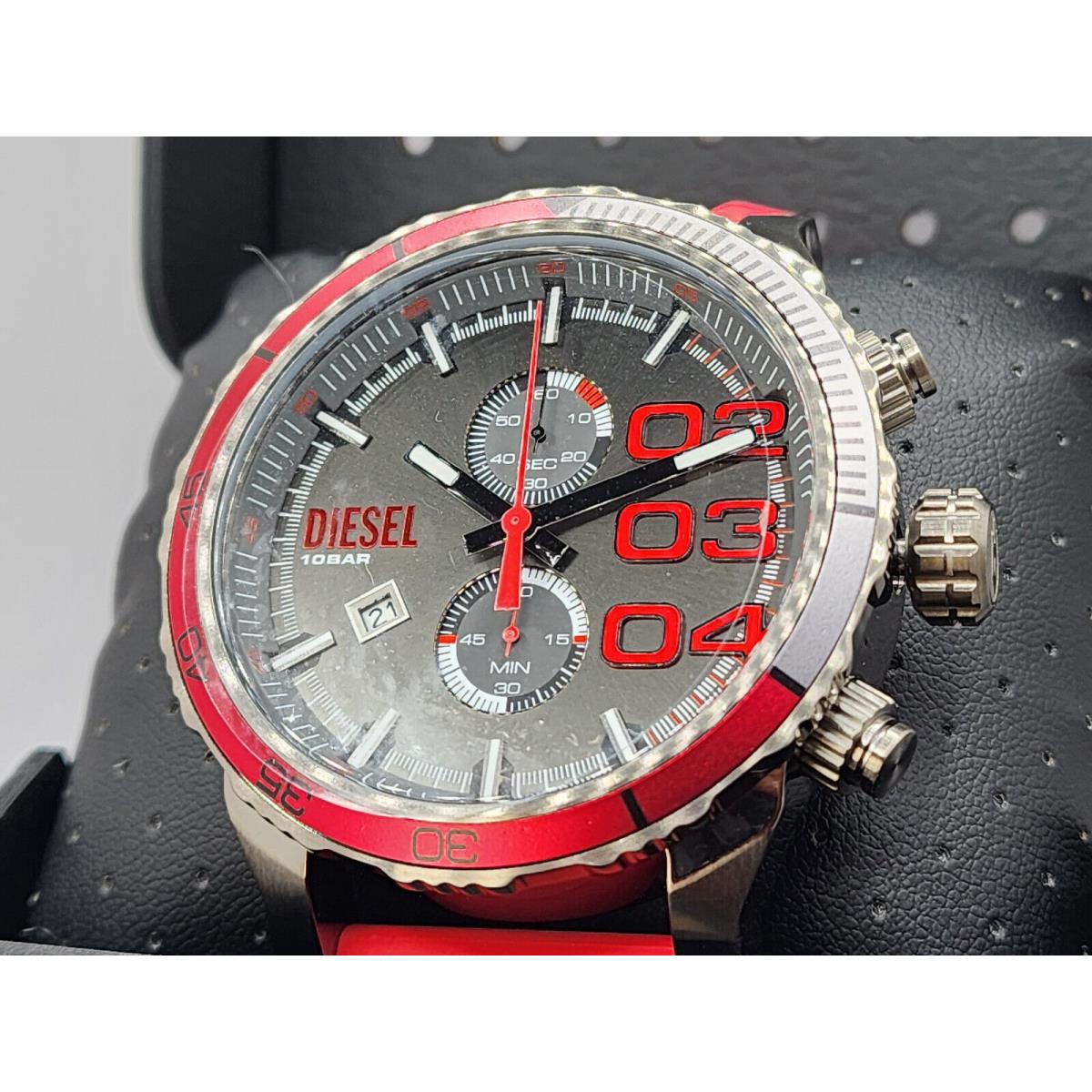 Reloj Diesel Para Hombre Doble Down 2.0 Cronógrafo Rojo Silicona 51 mm  DZ4613 $230 698615145683