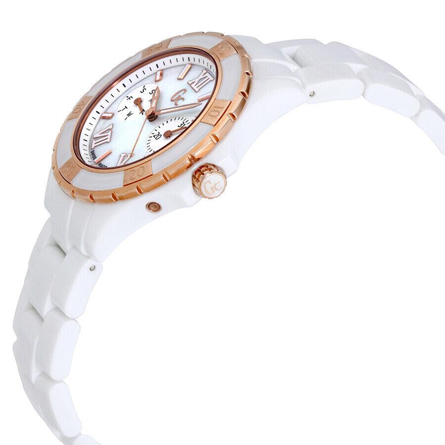 Guess Collection GC Women`s Sport Xl-s Glam Ceramic Pearl White Rose Gold Watch