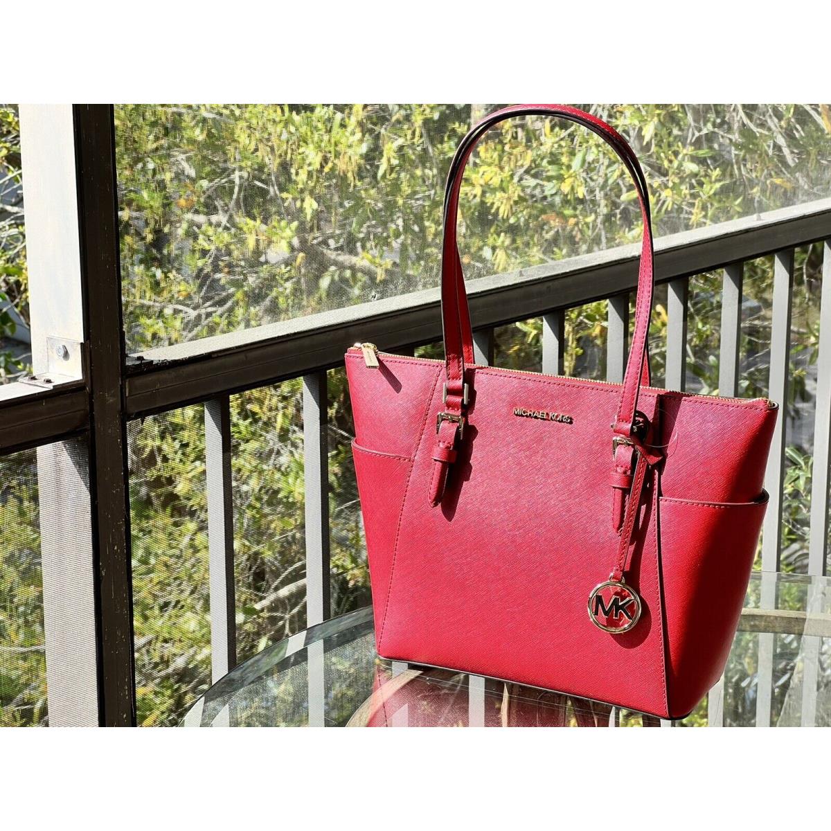 Red michael kors discount tote