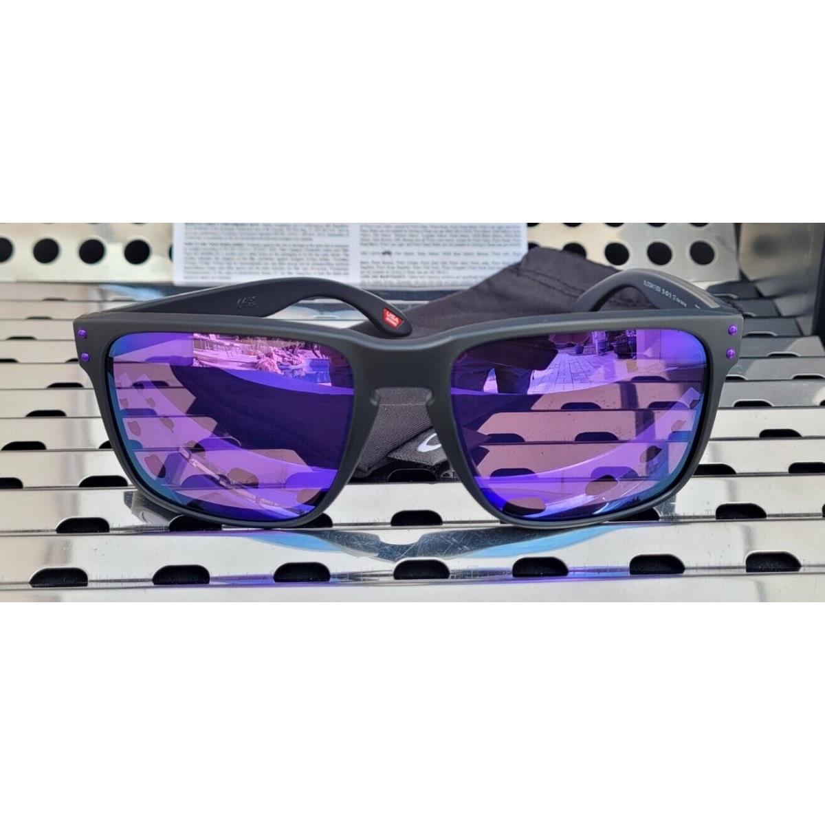 New Oakley HOLBROOK XL 9017-2059 Sunglasses Matte Black w/ Prizm Violet  Iridium