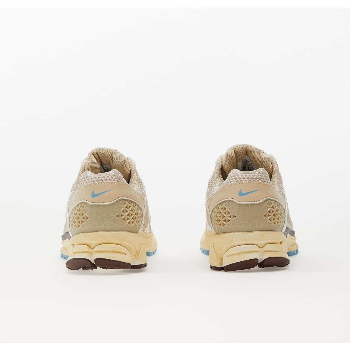Nike shoes Zoom Vomero - Oatmeal/ Pale Ivory-Sail-Lt Chocolate 3