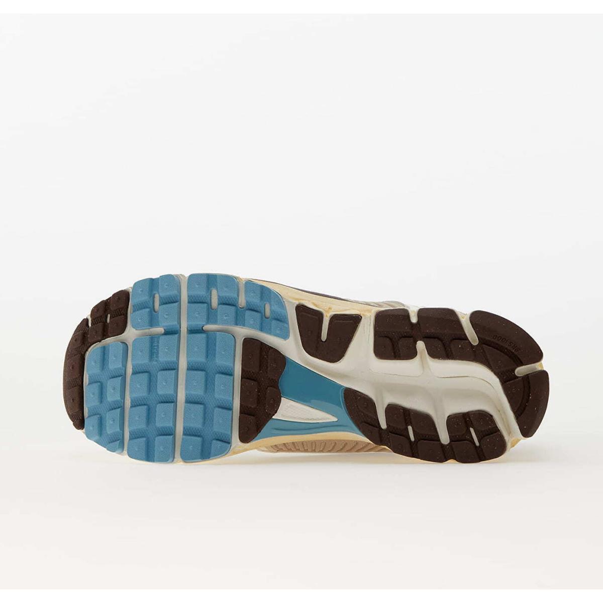 Nike shoes Zoom Vomero - Oatmeal/ Pale Ivory-Sail-Lt Chocolate 4