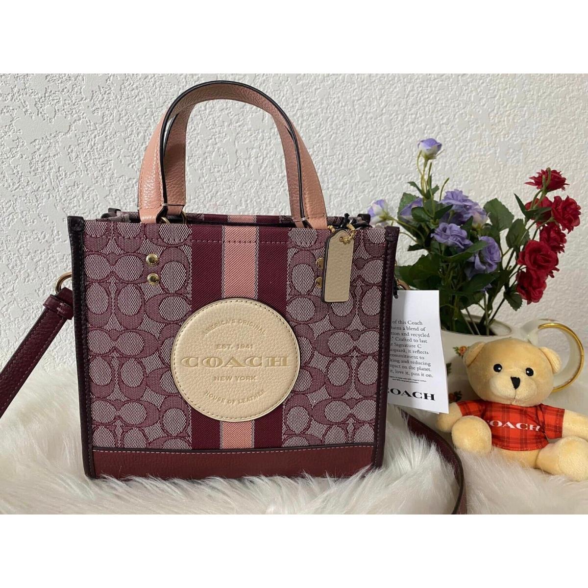 NWT Coach Dempsey Tote 22 In Signature Jacquard With Stripe And Coach Patch