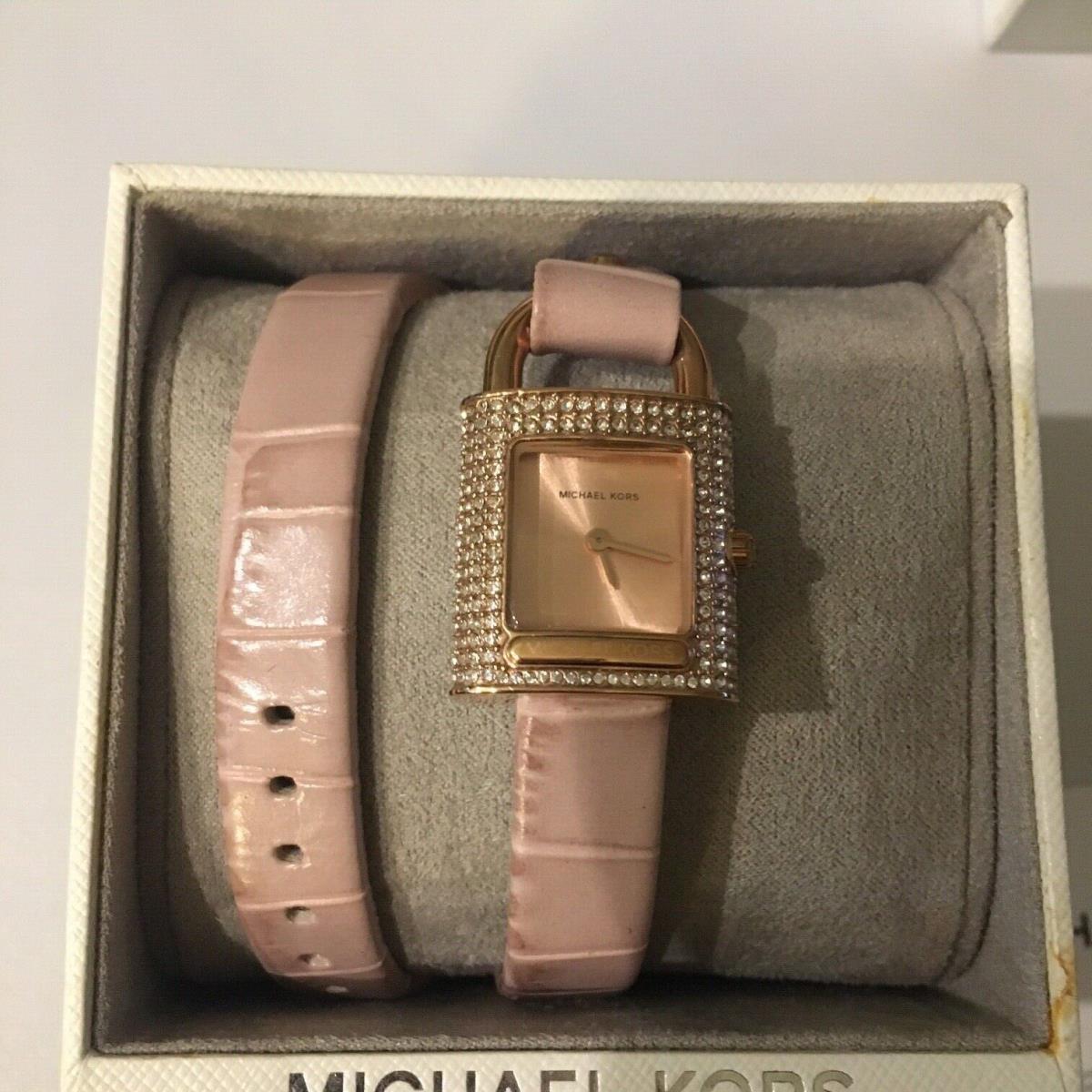 Michael Kors MK2706 Isadore Wristwatch in Packaging - Michael Kors watch -  006803420748 | Fash Brands