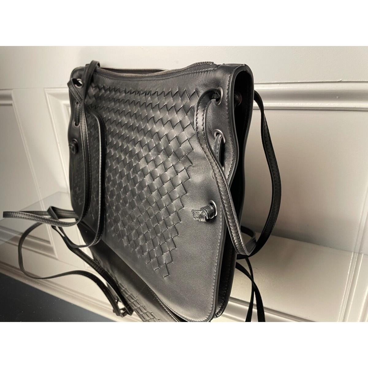 Bottega Veneta Women`s Shoulder Bag 623963 Black Intrecciato Nappa Leather