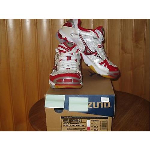 Mizuno shoes  - White and Red 1