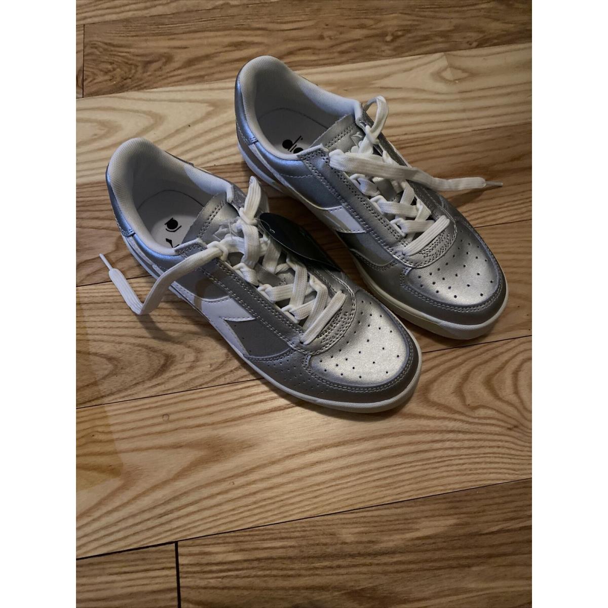 Diadora B Elite Italia Teens 8M White Silver Low Shoes Sneakers Casual Sport