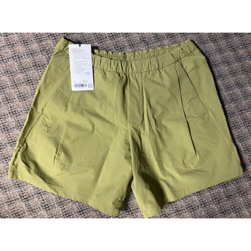 Lululemon Lab Relaxed Fit Pleated Shorts 7 L Green