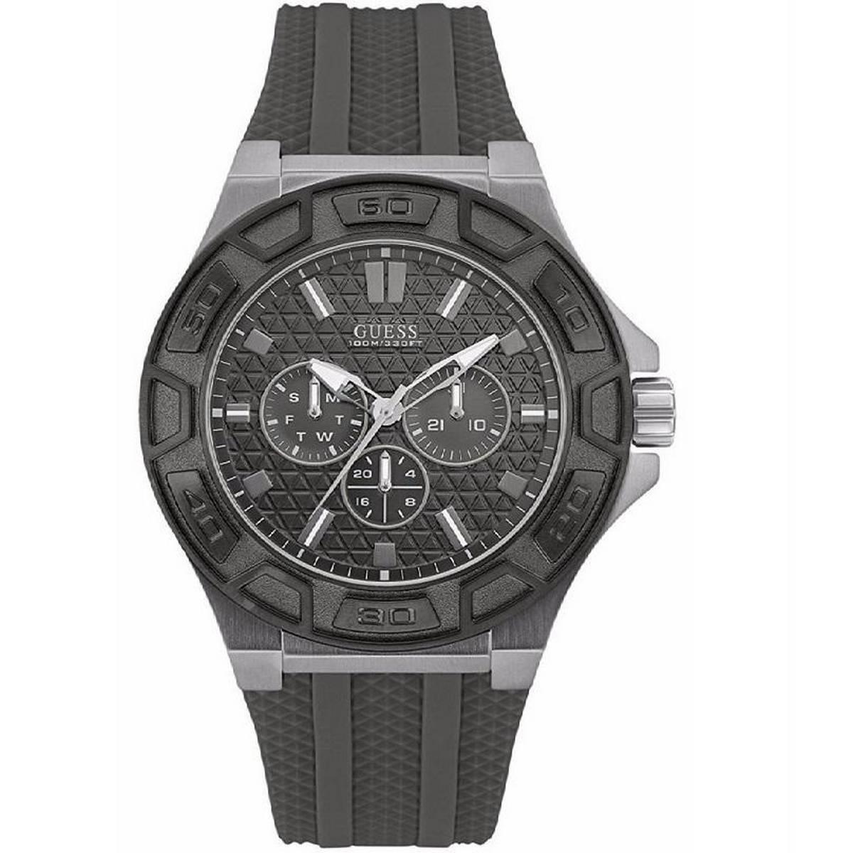 Guess Analog Men`s Gray Silicone Strap Quartz Round Force Watch W0636L1