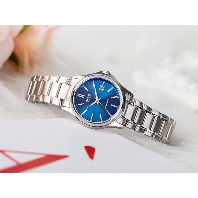 Casio LTP-1183A-2A Classic Minimalist Design Watch Women`s Watch Stainless Steel