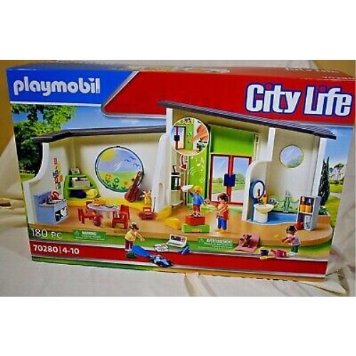 Playmobile City Life Rainbow Daycare 180 Pcs 70280 822TT49
