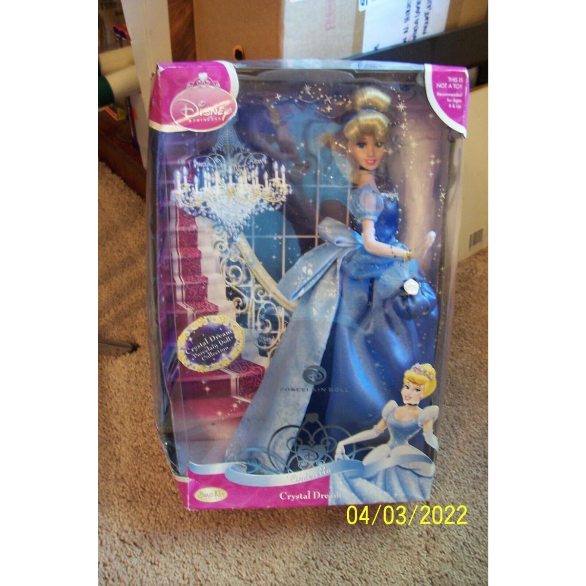 Disney Princess Cinderella Crystal Dream Doll