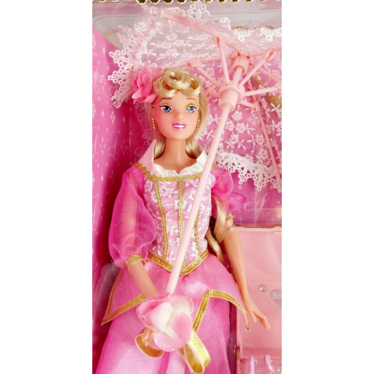 Disney Princess Royal Travels Aurora Sleeping Beauty Doll with Trunk/vanity Nrfb