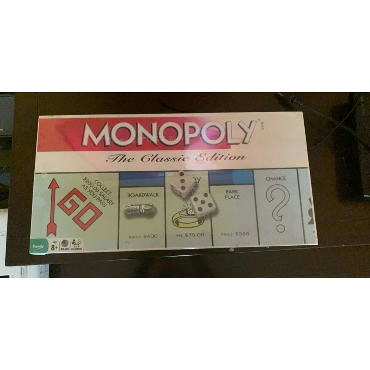 Monopoly The Classic Edition by Hasbro Includes Classic Tokens E2