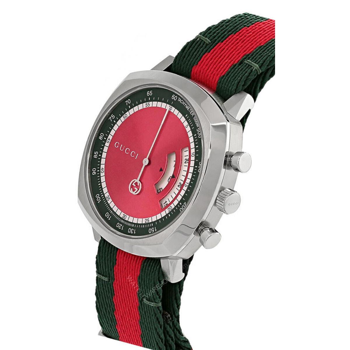 Gucci Grip 40MM SS Red/green Dial Fabric Strap Men`s Watch YA157304 - Dial: Red/Green, Band: Green, Red, Bezel: Silver