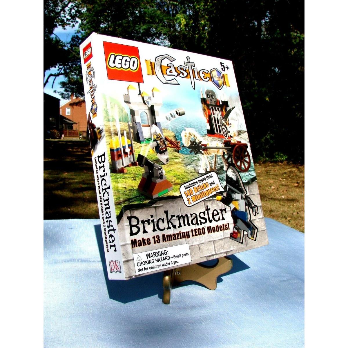 Lego Castle Brickmaster Book Set / / Retired