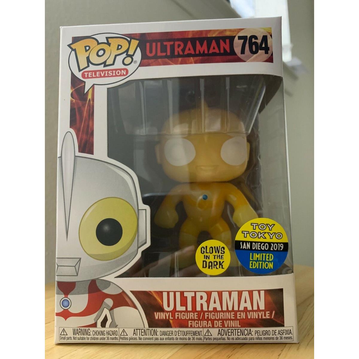 Funko Pop Ultraman 764 Glow in The Dark Gitd 2019 Sdcc Toy Tokyo Sticker