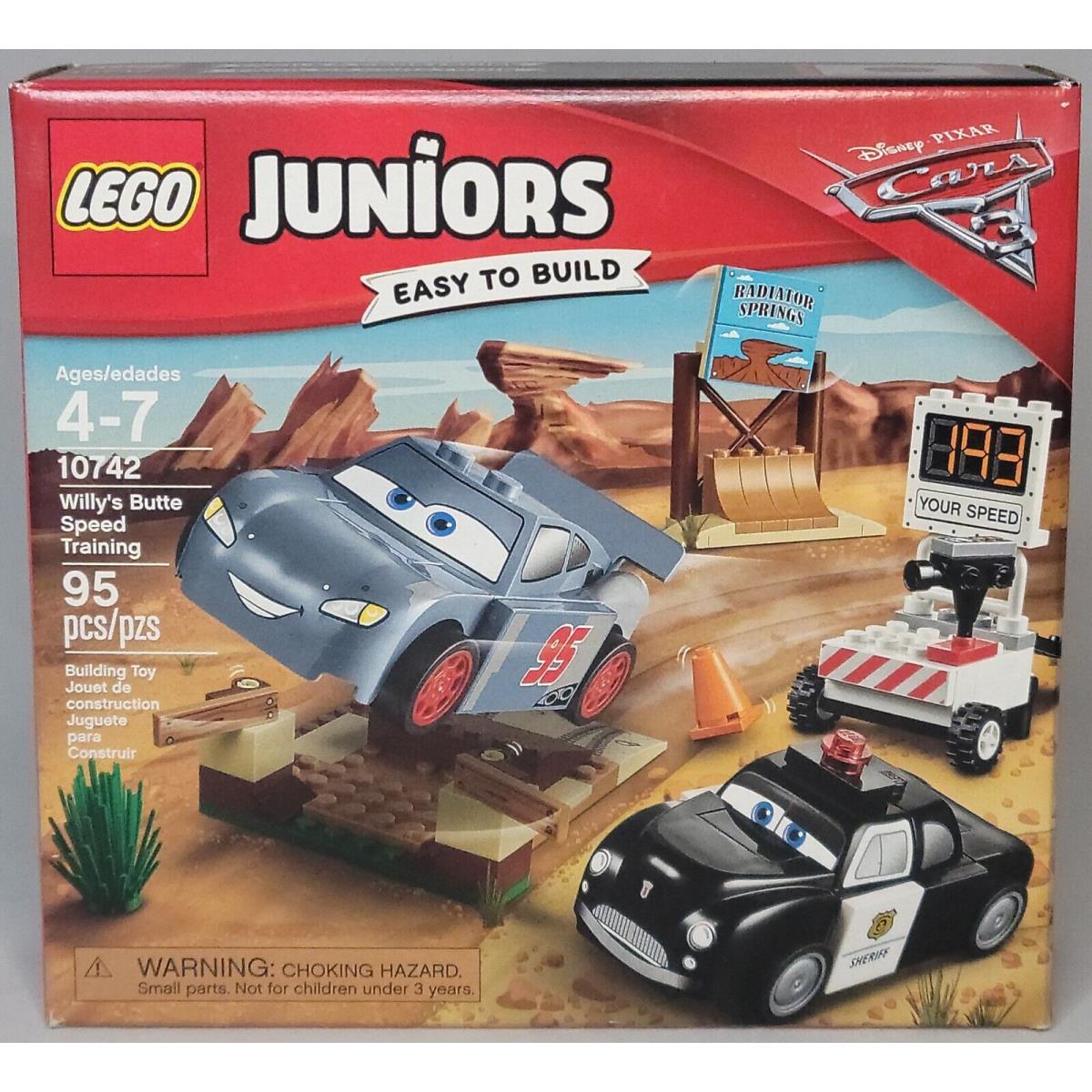 Lego 10742 Juniors Willy`s Butte Speed Training Cars 3 Lightning Mcqueen Sheriff