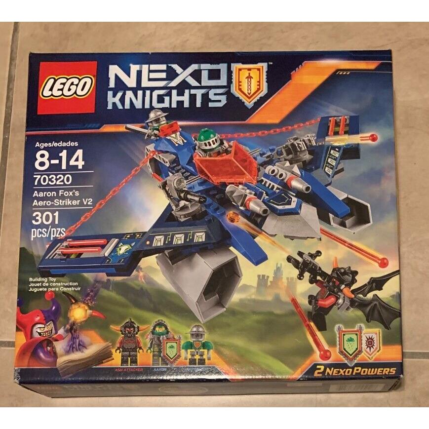 Lego Nexo Knights Aaron Fox Aero Striker V2 70320 Set 301 Pcs