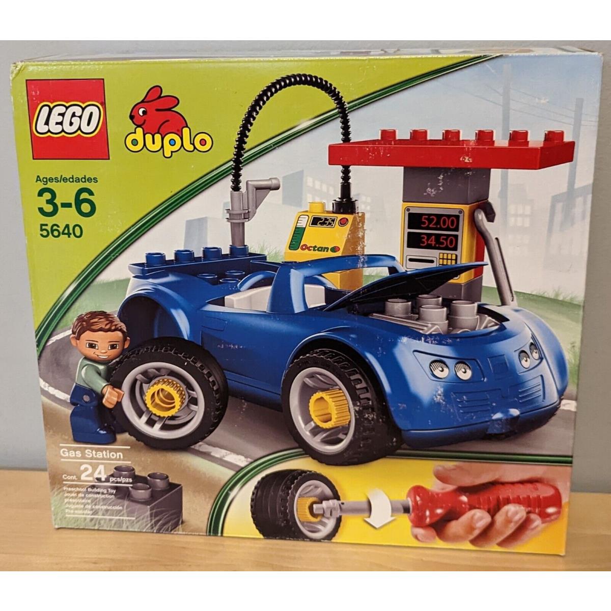 New/sealed Lego Duplo Petrol Station 5640