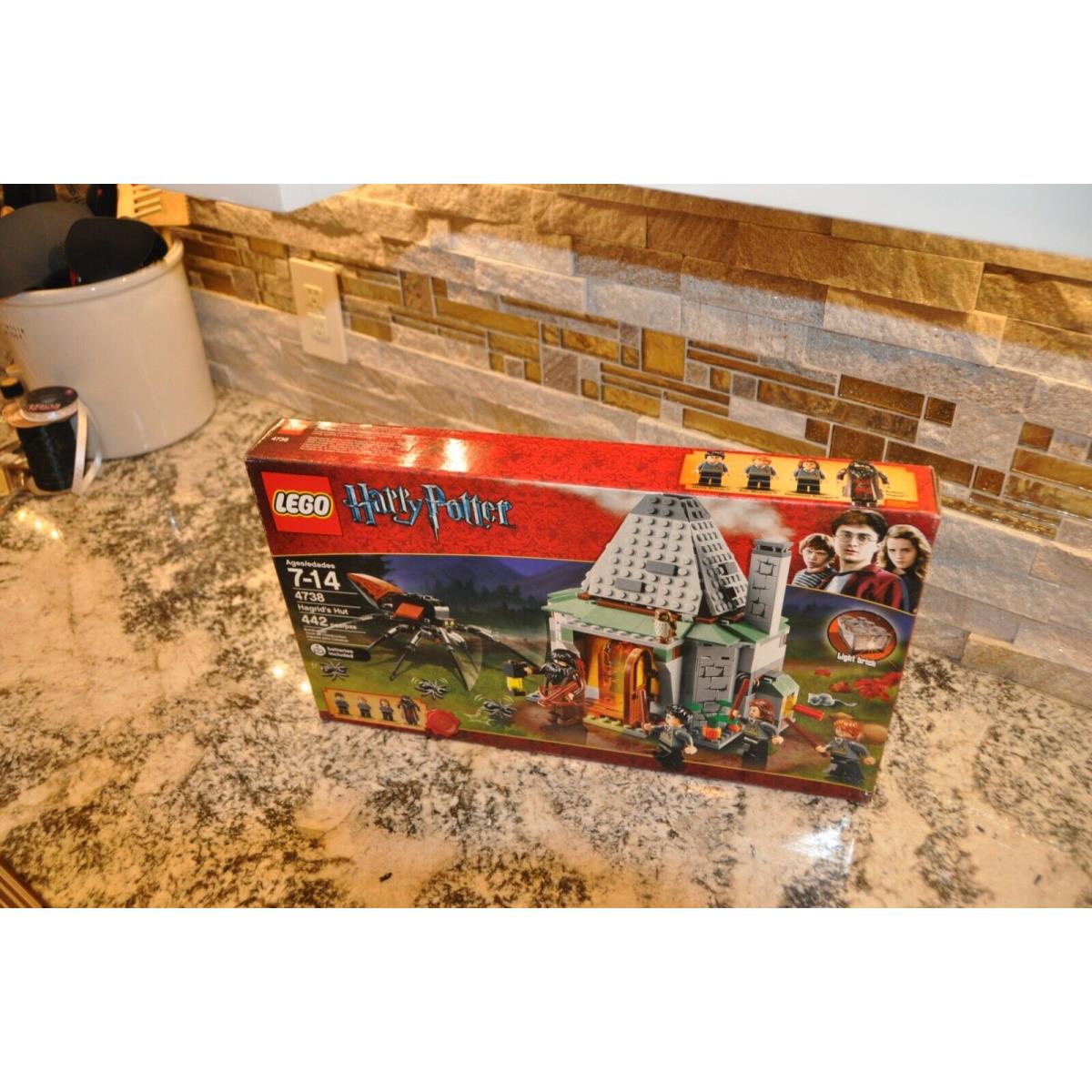 Harry Potter Hagrid s Hut Lego 4738 2010 Edition