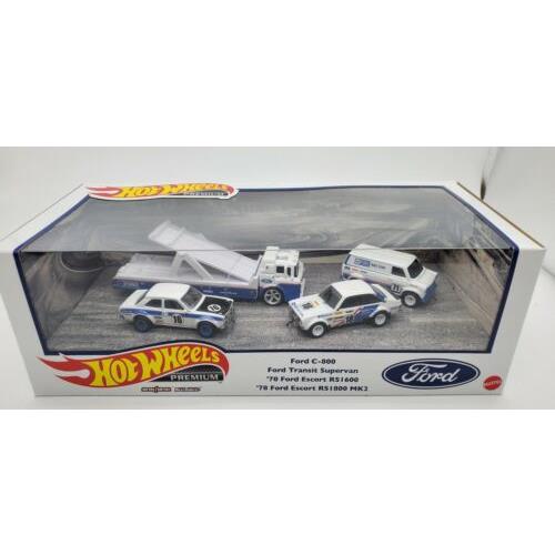 Hot Wheels 2021 Premium Ford Race Team 4-Vehicle Boxed Diorama Set
