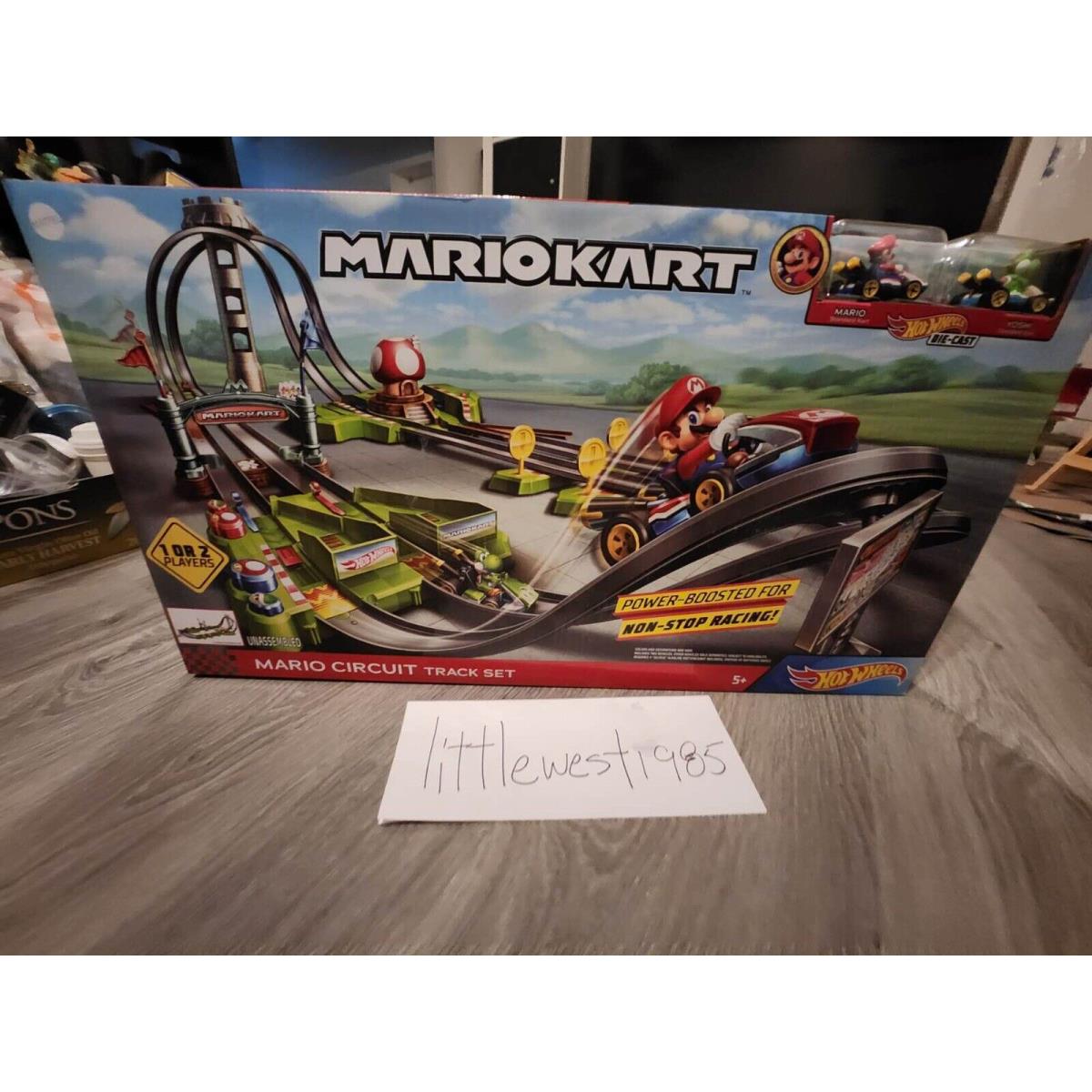 Hot Wheels Mario Kart Mario Circuit Track Set Includes Mario Yoshi