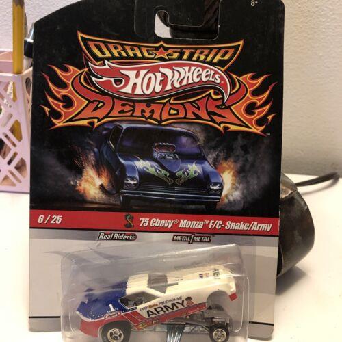 Hot Wheels Drag Strip 1975 Chevy Monza F/c -snake/army 6/25 Real Riders 1:64