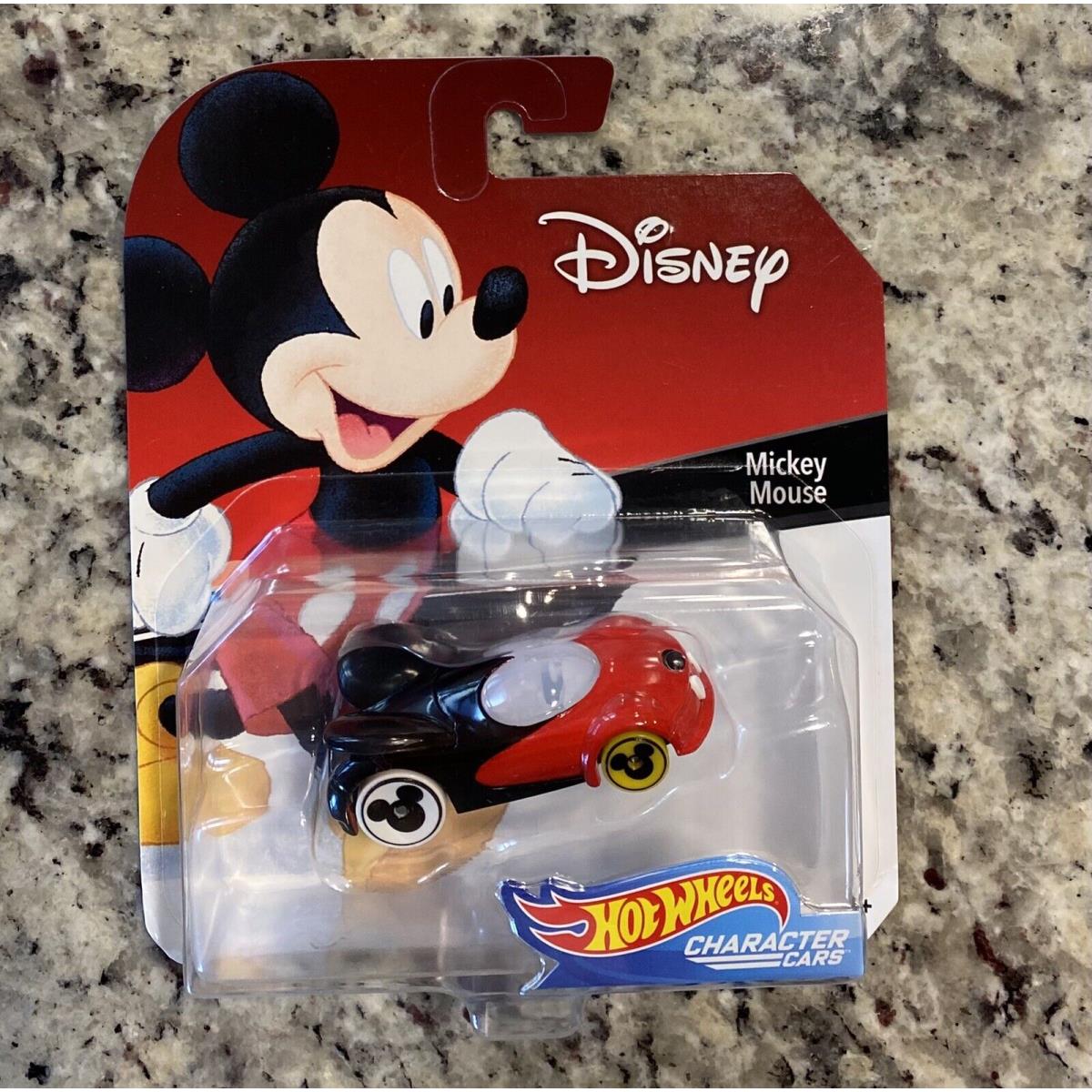 Hot Wheels Disney Character Cars: Mickey Minnie Mouse Dumbo Pooh Pinocchio