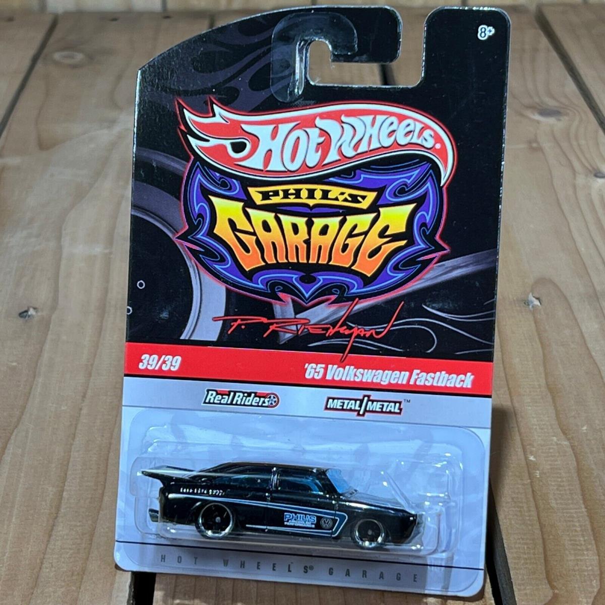 Hot Wheels Phil`s Garage `65 VW Volkswagen Fastback Real Riders 1:64 Diecast Car