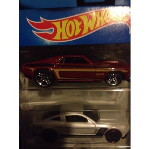 Hot Wheels Ford Mustang 5-Pack Diecast Car Collectors Set