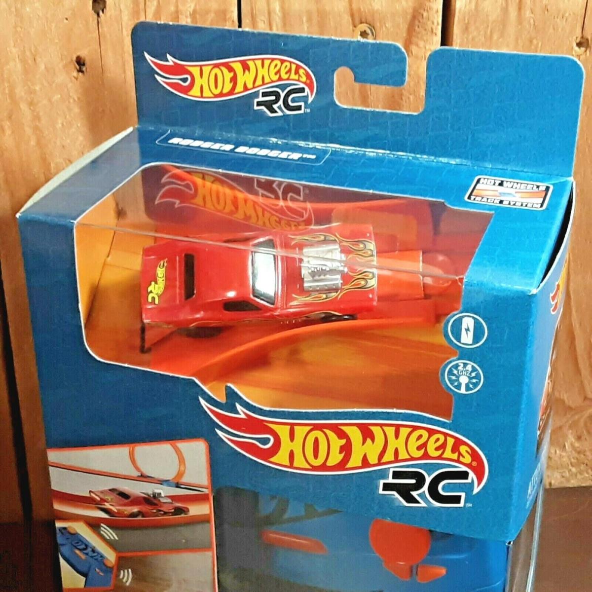 Hot Wheels Rodger Dodger RC 1:64 Scale Remote Control Car Red