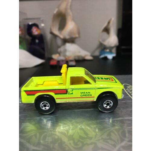 Hot Wheels Mean Green Chevy S10 - Blister Pull - Vintage - Error Car