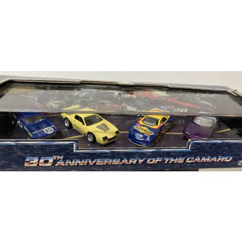 1997 Hot Wheels 30th Anniversary Of The Camaro . Collector Display Case. 1:64