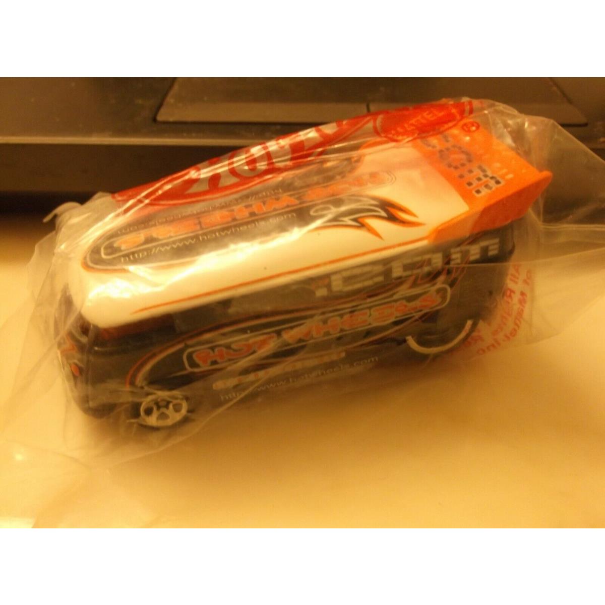 Hot Wheels Limited Edition VW Bus .com