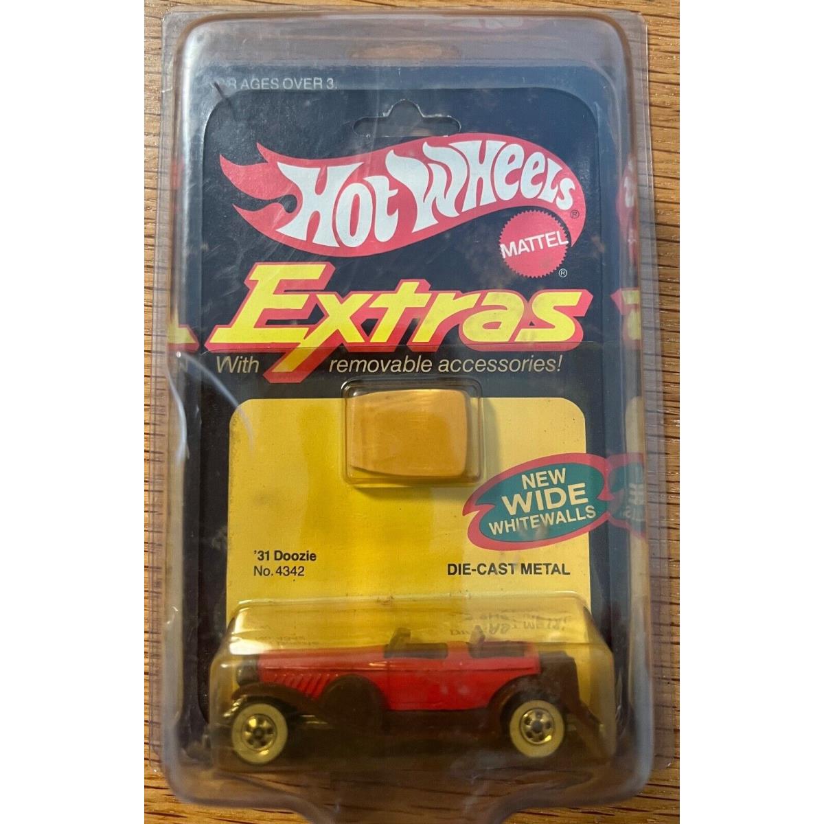 Hot Wheels 31 Doozie 1931 NO 4342 1982 Extras Removable Accessories